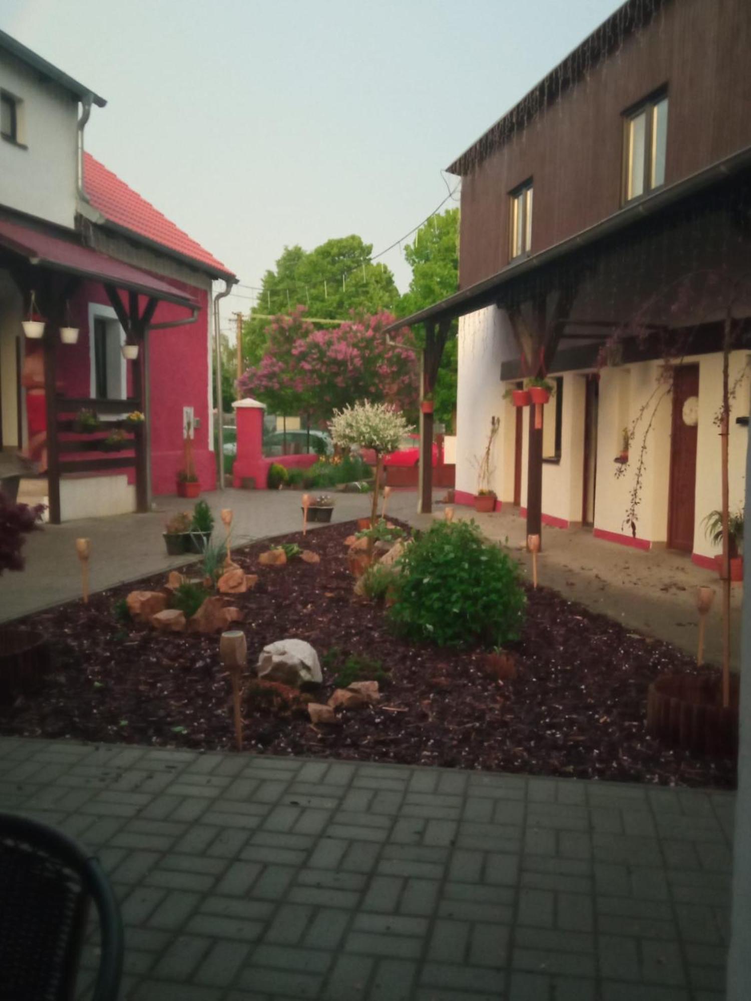 Penzion Dagmar Kokasice Buitenkant foto